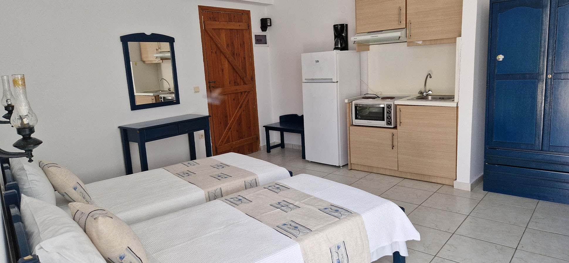 Studio 1 - Ξενοδοχείο KatoYialos στα Ψαρά